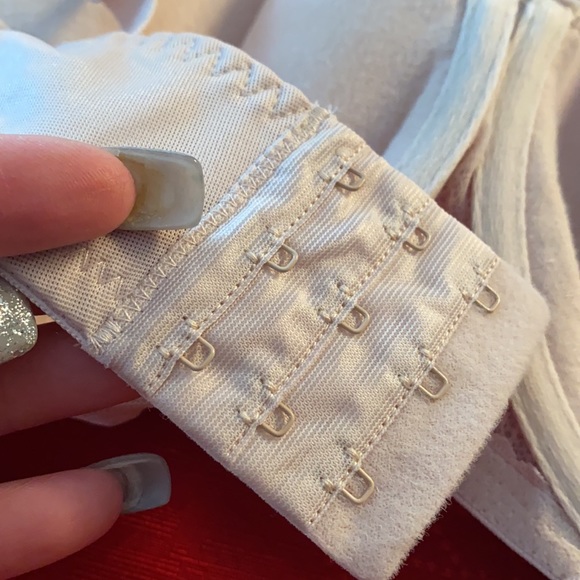 *NWT* Beige ROSME Bra - Picture 4 of 6